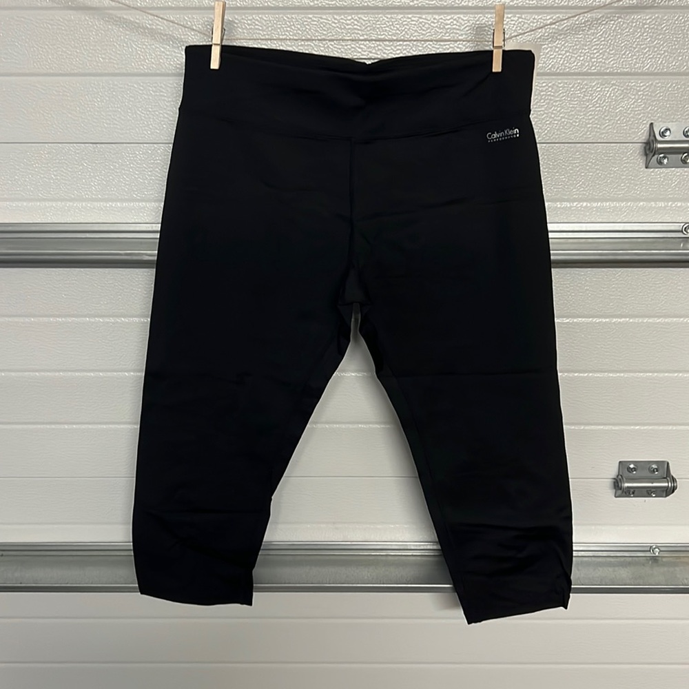 Calvin Klein - Capri Leggings